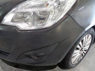 Opel Meriva 1.7 CDTI picture 13