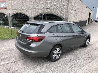 Vaurioauto  passenger cars Opel Astra COMBI 1.6 CDTI 2018/2