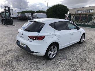 Voiture accidenté Seat Leon FR  150CV 2016/8