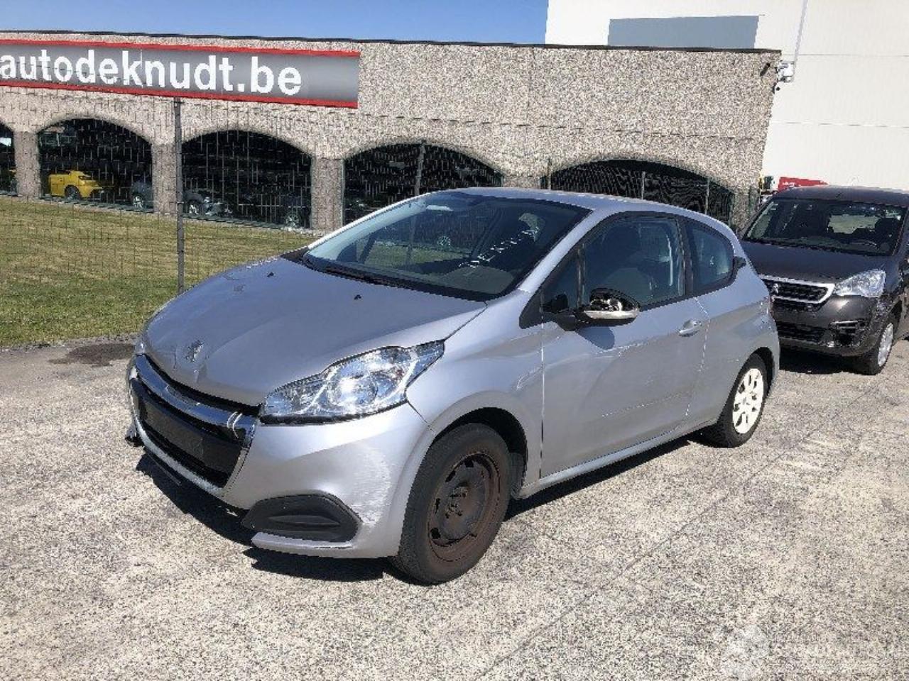Peugeot 208 1.2