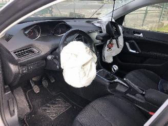 Peugeot 308 1.6 hdi picture 7