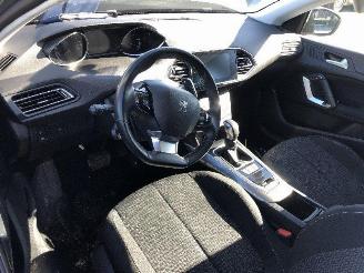 Peugeot 308 308 II SW  1.5hdi automat picture 5