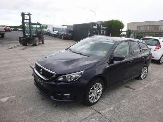 Peugeot 308 1.2   SW picture 2