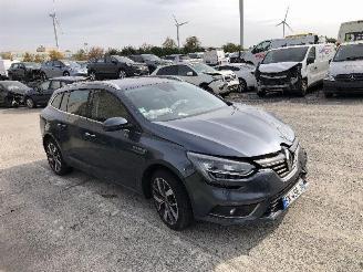 Renault Mégane 1.2 TURBO GRANDTOUR picture 3