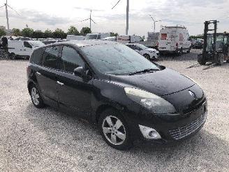 Renault Scenic GRAND SCENIC 1.9 DCI picture 2