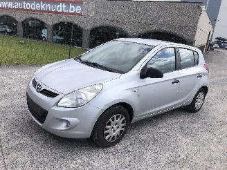 Schadeauto Hyundai I-20 1.2 2011/8