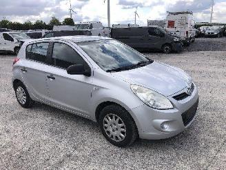 Hyundai I-20 1.2 picture 2