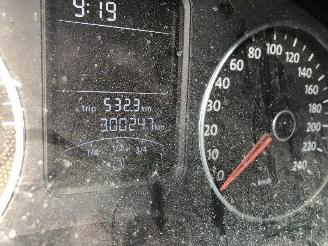 Volkswagen Amarok 2.0 TDI  4X4 picture 16