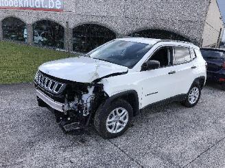 Jeep Compass 2.4   MULTI AIR picture 3