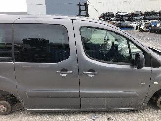 Peugeot Partner 1.6 HDI   9H06  9HP picture 11