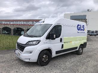skadebil auto Fiat Ducato electrique 2022/1