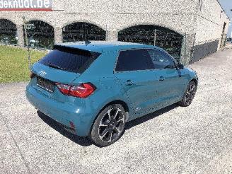 Audi A1 1.0     7 S-TRONIC picture 3