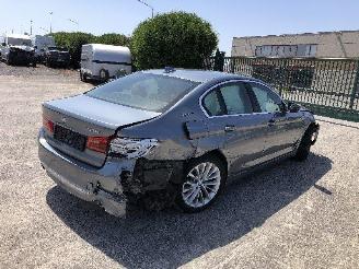 BMW 5-serie 530e i Performance luxury picture 3