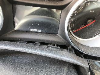 Opel Astra 1.6 CDTI B16DTU picture 18