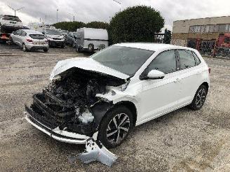 Volkswagen Polo 1.0 picture 10