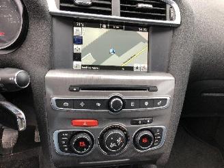 Citroën C4 1.2 picture 10
