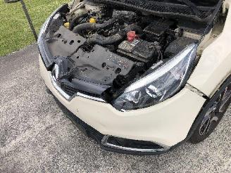 Renault Captur 1.2 picture 14