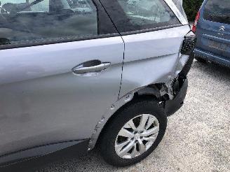 Peugeot 5008 1.2 T   7 PLACES picture 10