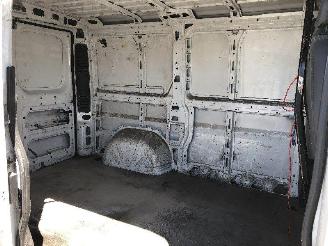 Peugeot Boxer 2.2 HDI picture 19