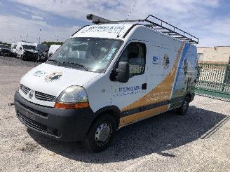 Coche accidentado Renault Master 2.5 DTI 2009/5