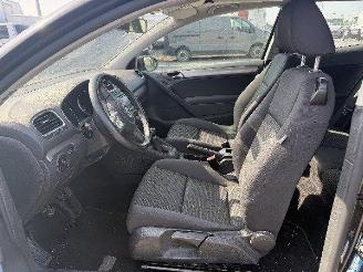 Volkswagen Golf 1.6 TDI picture 17