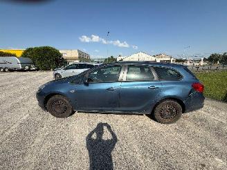 Opel Astra 1.6 cdti   break picture 13
