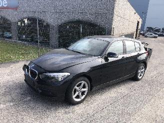 uszkodzony samochody osobowe BMW 1-serie 116 I 2018/8