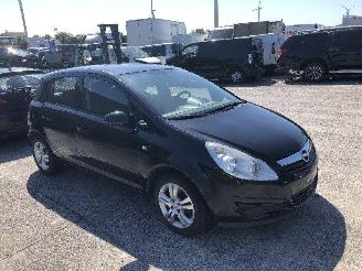 Schadeauto Opel Corsa 1.2 2009/7
