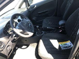 Opel Corsa 1.2 picture 11