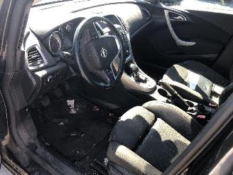 Opel Astra 17 CDTI picture 5