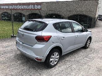 Schadeauto Dacia Sandero 1.0 2021/3