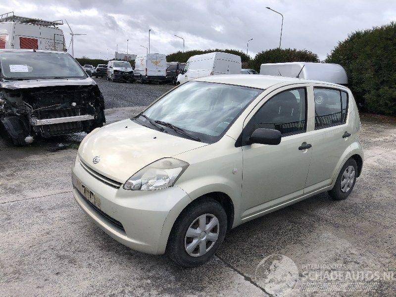 Daihatsu Sirion 1.0 12v