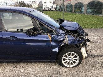 BMW 2-serie 216 d active tourer picture 9