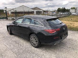 krockskadad bil auto Mercedes Cla-klasse 200 cdi 2020/5