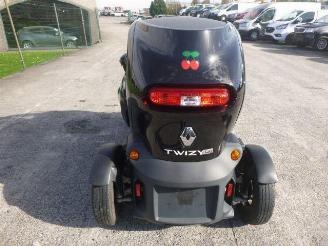 Renault Twizy INTENSE picture 16