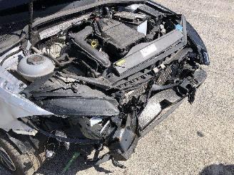 Volkswagen Golf 1.0TSI  SOUND picture 12