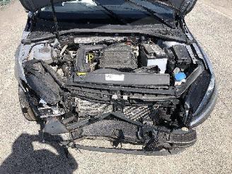 Volkswagen Golf 1.0TSI  SOUND picture 14