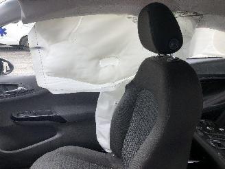 Opel Corsa 1.2 picture 14