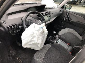 Citroën C4-picasso 1.2 turbo FEEL picture 5