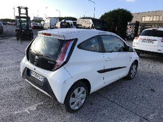 Toyota Aygo 1.0 picture 2