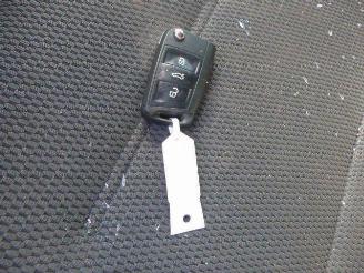 Volkswagen Golf 1.6 TDI picture 23