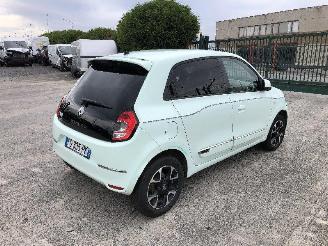 Renault Twingo 1.0 picture 2
