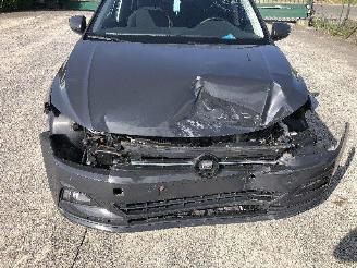 Volkswagen Polo 1.0 picture 6