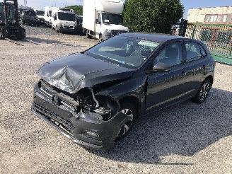 Volkswagen Polo 1.0 picture 4