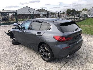 BMW 1-serie 118 D picture 2