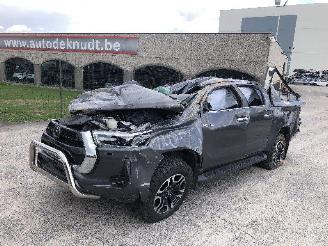 demontáž osobní automobily Toyota Hilux 2.8 D4D 2024/3