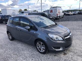 Opel Meriva B  1.4 picture 2