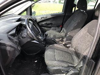 Ford B-Max 1.0 ECOBOOST titanium picture 6