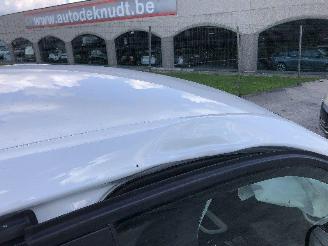 Renault Twingo 1.0 picture 14