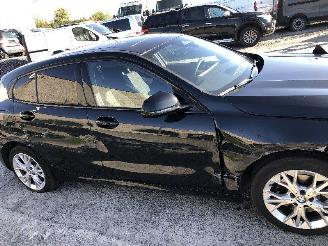 BMW 1-serie 116 i   picture 17